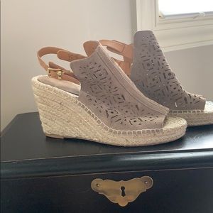 Wedge sandals